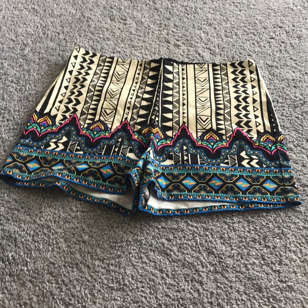 high waisted patterned shorts